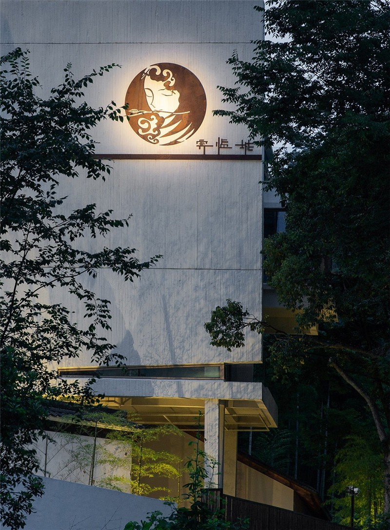 農(nóng)村民居改造民宿設(shè)計案例:賓臨城民宿外立面設(shè)計 農(nóng)村民居改造民宿設(shè)計案例:賓臨城民宿外立面設(shè)計